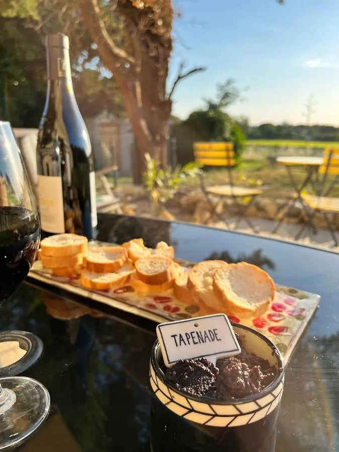 Appartement Studio cozy avec terrasse et vue sur le Luberon à Maubec